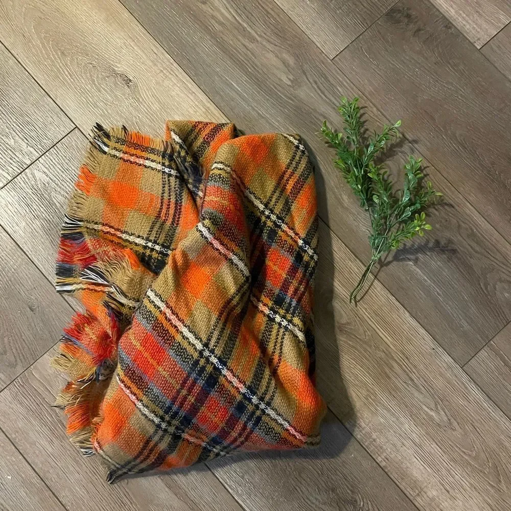 🔥3/$12 SALE Blanket Scarf 52x54 Orange Navy White Tan
